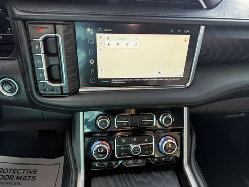 Used 2022 GMC Yukon Denali AWD/4WD image 7