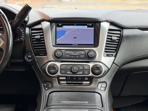Used 2018 Chevrolet Tahoe Premier AWD/4WD image 33