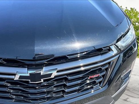 Used 2023 Chevrolet Traverse RS FWD image 27