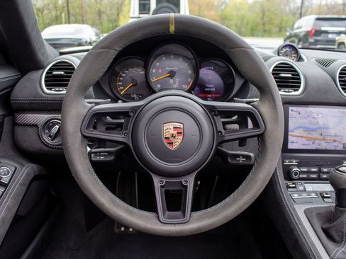 Used 2024 Porsche 718 Boxster Spyder RS w/ Weissach Package RWD image 15