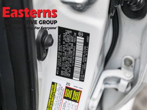 Used 2024 Toyota Camry SE image 34