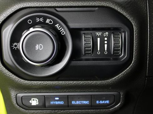 Used 2022 Jeep Wrangler Unlimited Rubicon 4xe image 19