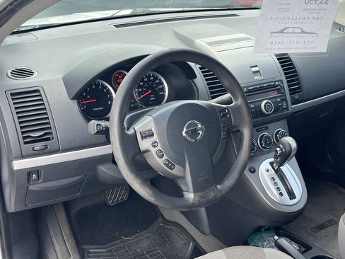 Used 2012 Nissan Sentra 2.0 SR FWD image 12