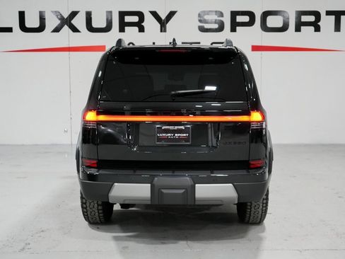 Used 2024 Lexus GX 550 image 4