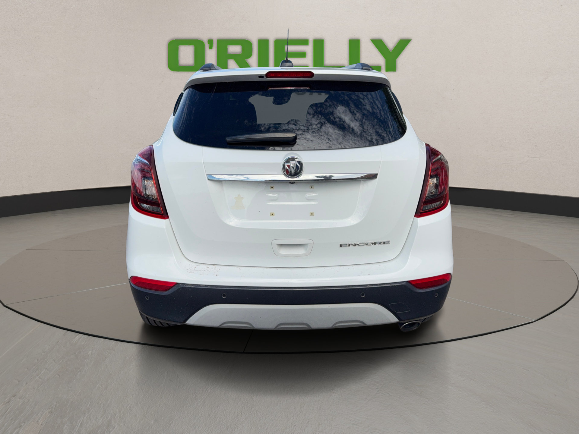 Used 2019 Buick Encore Essence w/ Experience Buick Package FWD image 4