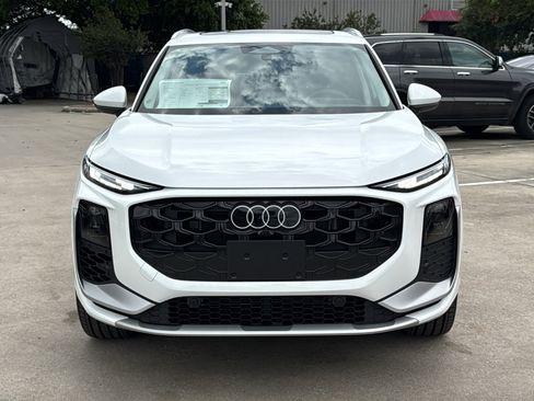 Used 2026 Audi Q3 quattro 2.0T AWD/4WD image 2