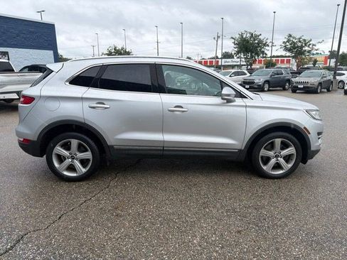 Used 2017 Lincoln MKC Premiere AWD/4WD image 6