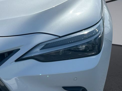 Certified 2024 Lexus NX 250 FWD image 29