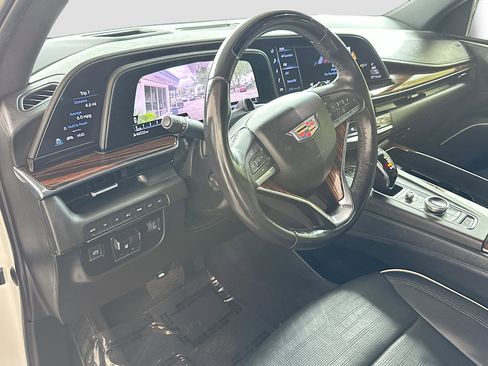 Used 2022 Cadillac Escalade Premium Luxury w/ Performance Package AWD/4WD image 9