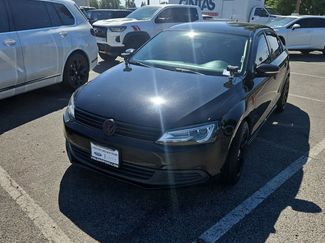 Used 2014 Volkswagen Jetta SE video 1