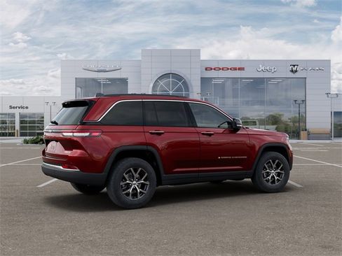 New 2025 Jeep Grand Cherokee Limited w/ Luxury Tech Group II image 4
