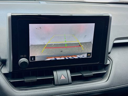 Used 2023 Toyota RAV4 LE image 10