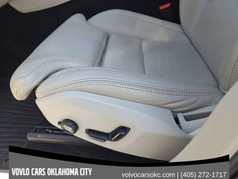 Certified 2023 Volvo XC90 B6 Ultimate w/ Protection Package Premier AWD/4WD image 26