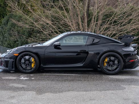 Certified 2025 Porsche 718 Cayman GT4 RS w/ Weissach Package image 2