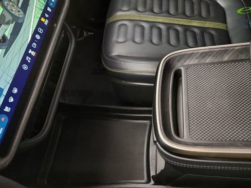 Used 2024 Rivian R1S Adventure AWD/4WD image 70