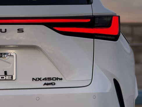 New 2026 Lexus NX 450h+ F Sport image 12
