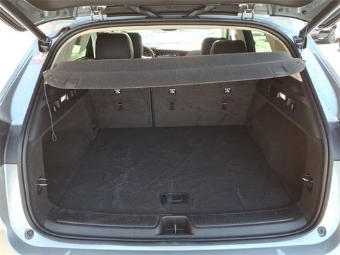 Used 2023 Buick Envision Avenir image 15