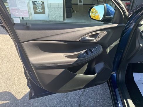 Used 2023 Buick Encore GX Preferred w/ Cold Weather Comfort Package image 10