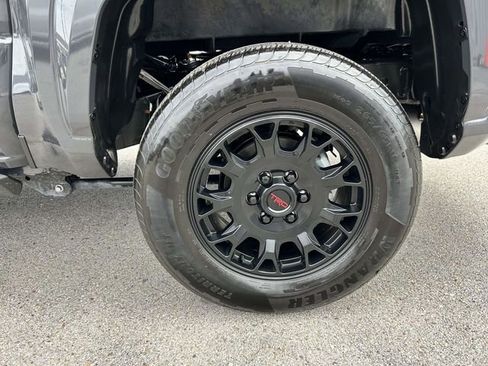 Used 2025 Toyota Tacoma SR5 RWD image 8