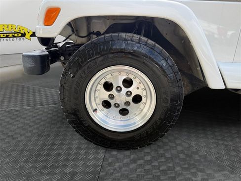 Used 1999 Jeep Wrangler Sahara image 14