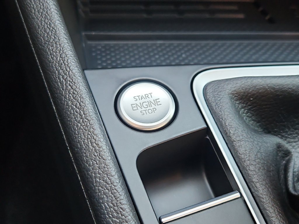 Certified 2026 Volkswagen Jetta SE FWD image 16