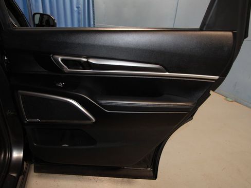 Used 2024 Kia Telluride S w/ S Sunroof Package image 28