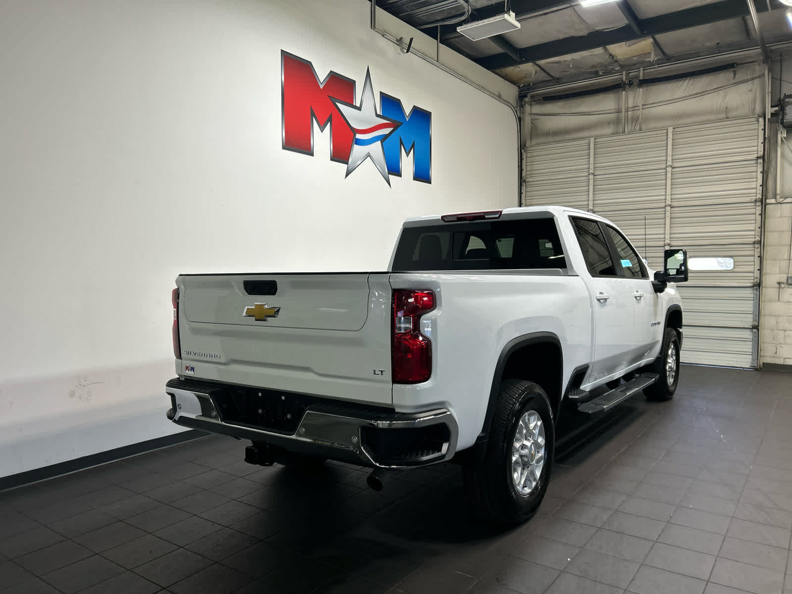 Used 2026 Chevrolet Silverado 2500 LT w/ All Star Edition AWD/4WD image 3