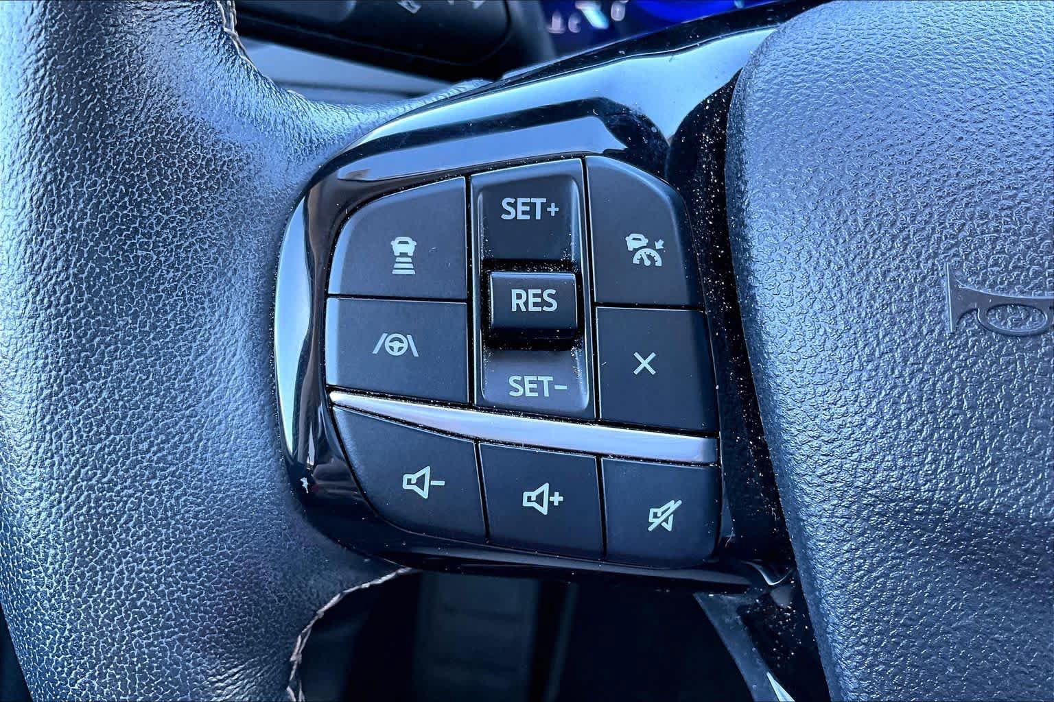 Used 2022 Ford Escape Titanium w/ Titanium Elite Package AWD/4WD image 20