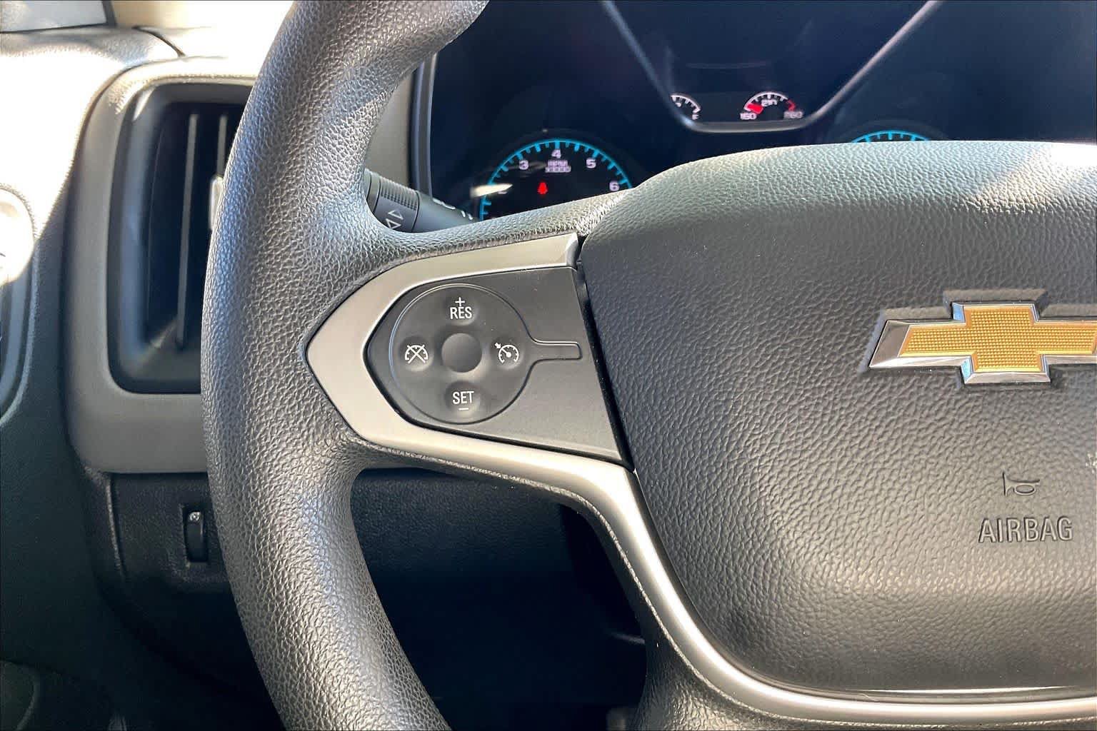Used 2018 Chevrolet Colorado W/T w/ WT Convenience Package RWD image 18