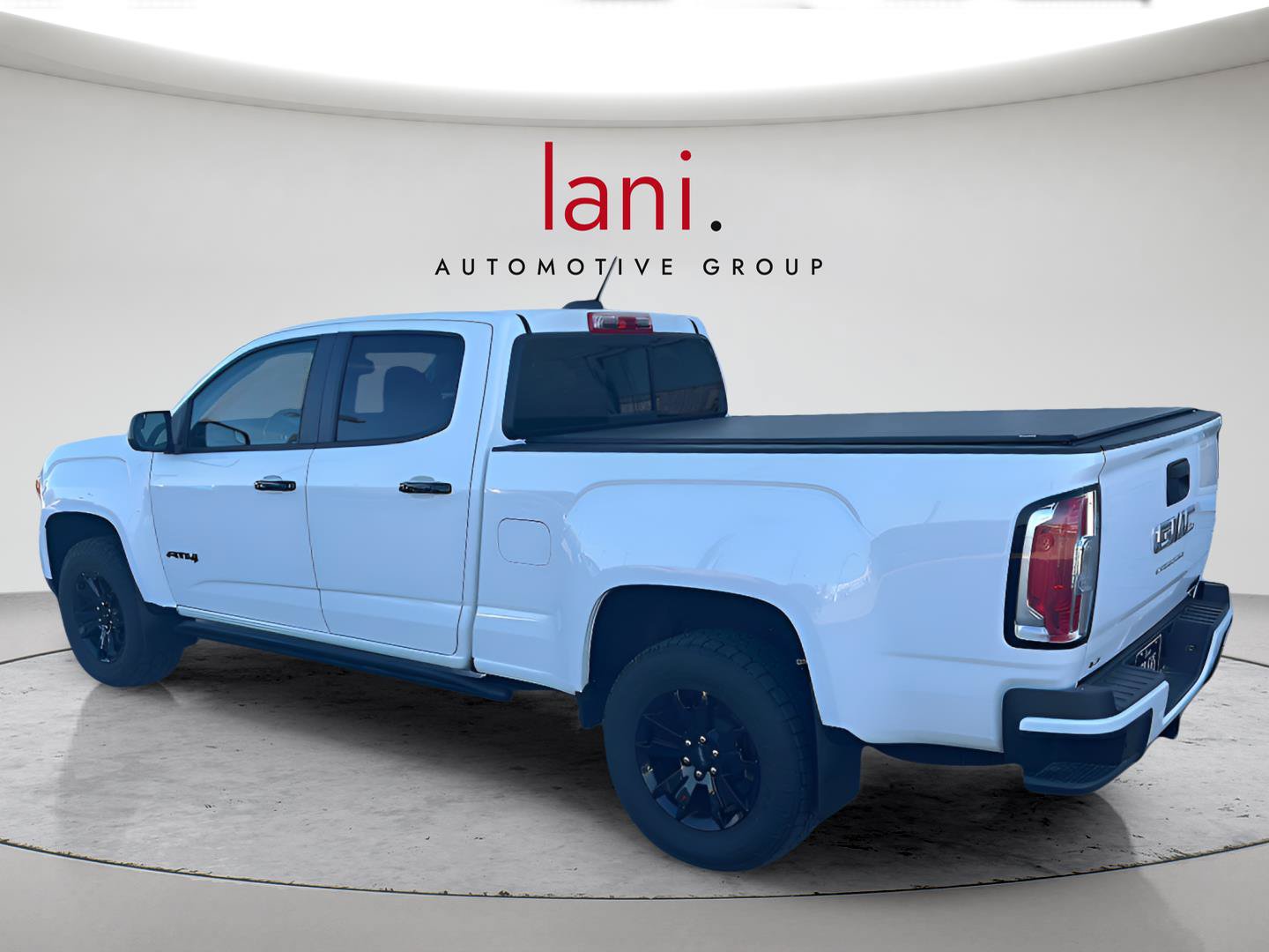 Used 2021 GMC Canyon AT4 AWD/4WD image 2