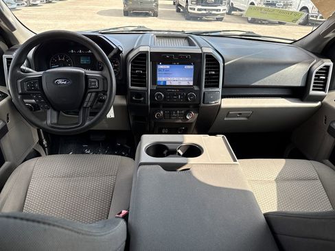 Certified 2019 Ford F150 XLT image 5