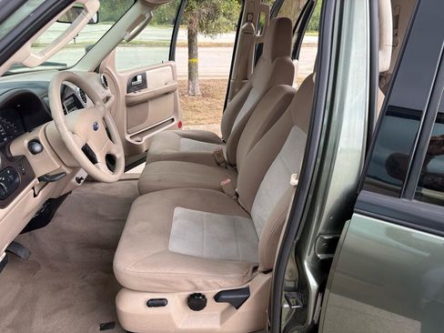 Used 2003 Ford Expedition XLT RWD image 33