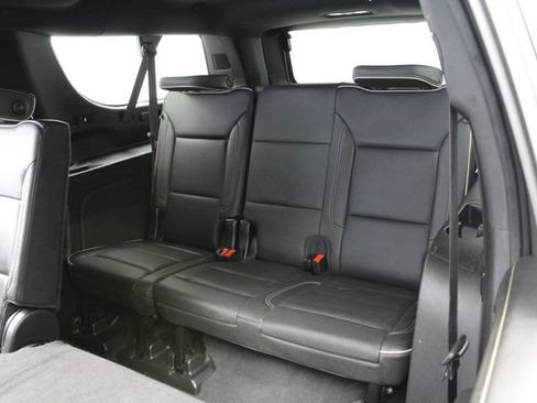Used 2022 GMC Yukon XL SLT w/ SLT Luxury Package AWD/4WD image 21