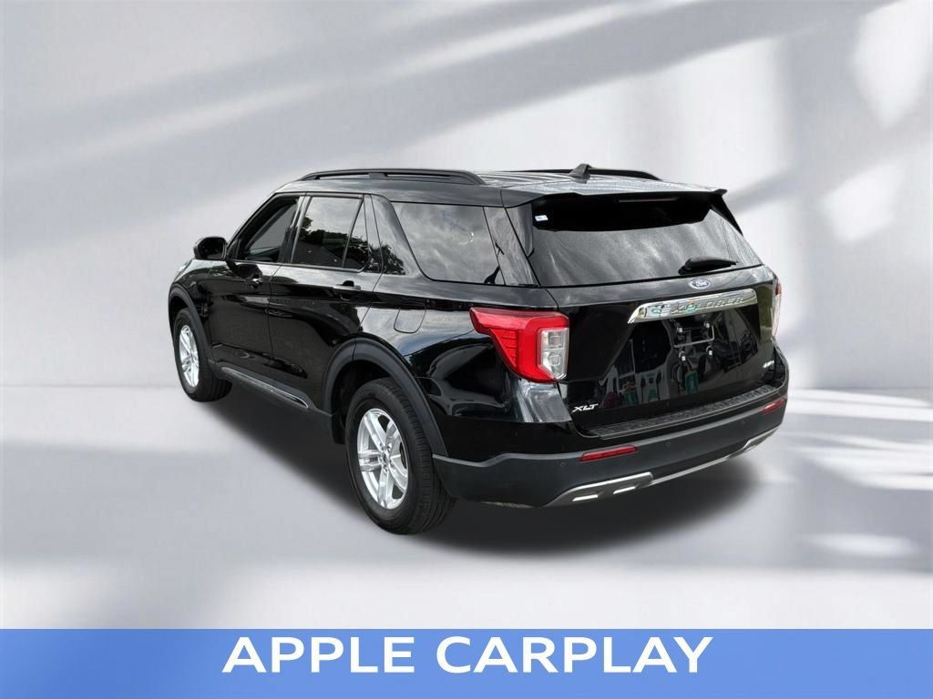 Used 2023 Ford Explorer XLT w/ Equipment Group 202A AWD/4WD image 7