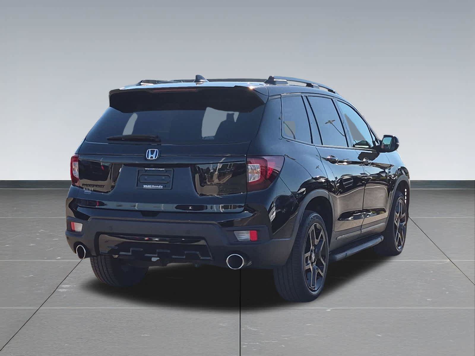 Certified 2024 Honda Passport Black Edition image 6