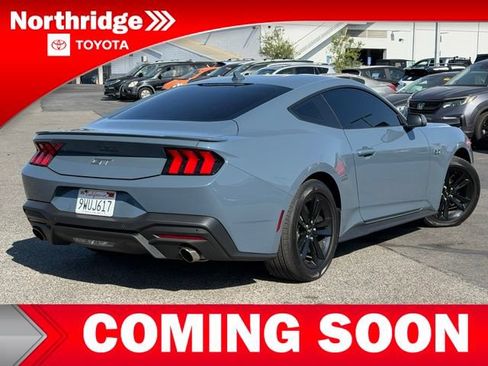 Used 2025 Ford Mustang GT RWD image 4