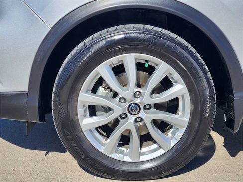 Used 2022 Nissan Rogue Sport SV image 22