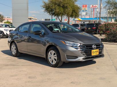 New 2025 Nissan Versa S