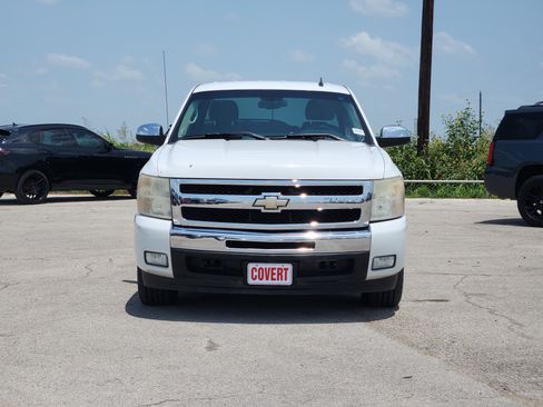 Used 2009 Chevrolet Silverado 1500 LT w/ Texas Edition RWD image 2