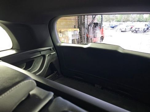 Used 2022 Mercedes-Benz GLB 250 4MATIC image 21