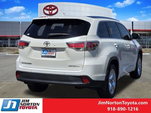 Used 2016 Toyota Highlander Limited Platinum image 8