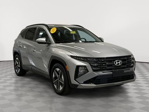 Used 2025 Hyundai Tucson SEL FWD image 1