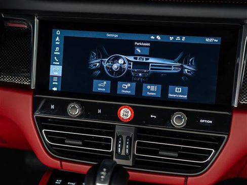 Certified 2026 Porsche Macan GTS image 30