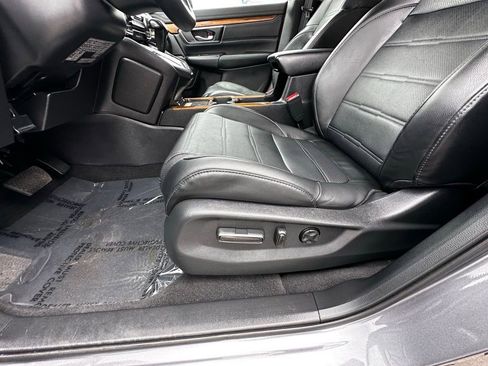 Used 2020 Honda CR-V Touring image 16