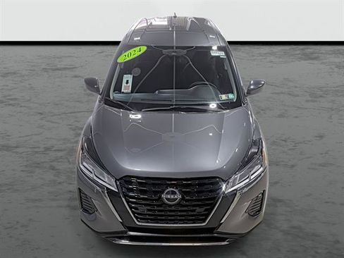 Used 2024 Nissan Kicks S FWD image 6