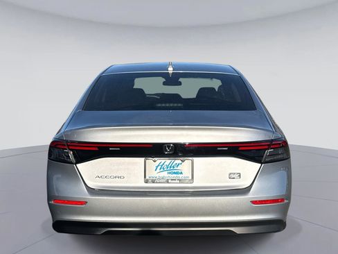 Used 2023 Honda Accord LX image 5