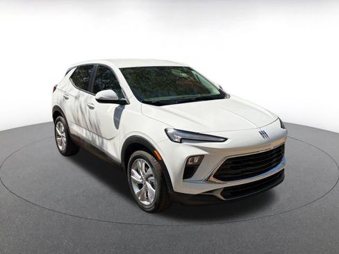 Used 2025 Buick Encore GX Preferred image 1