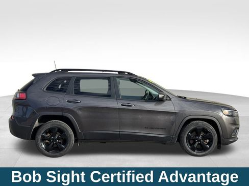 Used 2019 Jeep Cherokee Latitude Plus image 3
