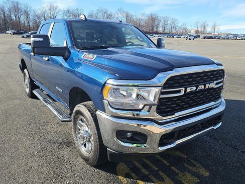 Used 2024 RAM 2500 Big Horn w/ Bed Utility Group image 2