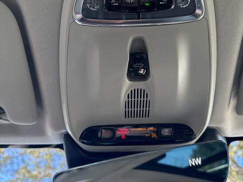 Used 2021 Volvo XC60 T5 Inscription w/ Advanced Package image 25